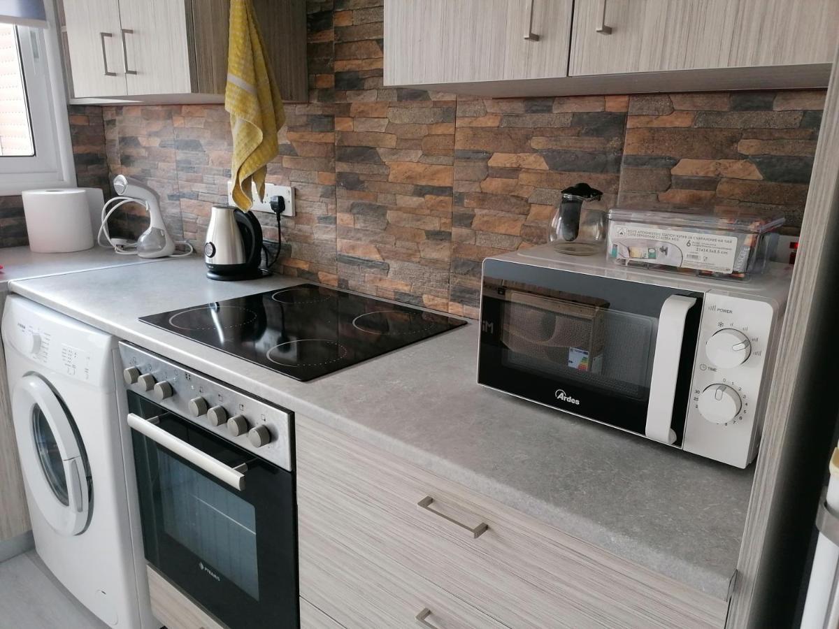 Elenas 1 Bedroom Apartment In Limassol Center Eksteriør billede