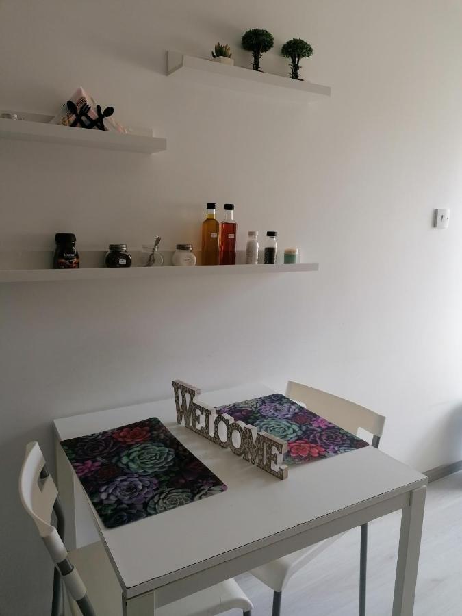 Elenas 1 Bedroom Apartment In Limassol Center Eksteriør billede